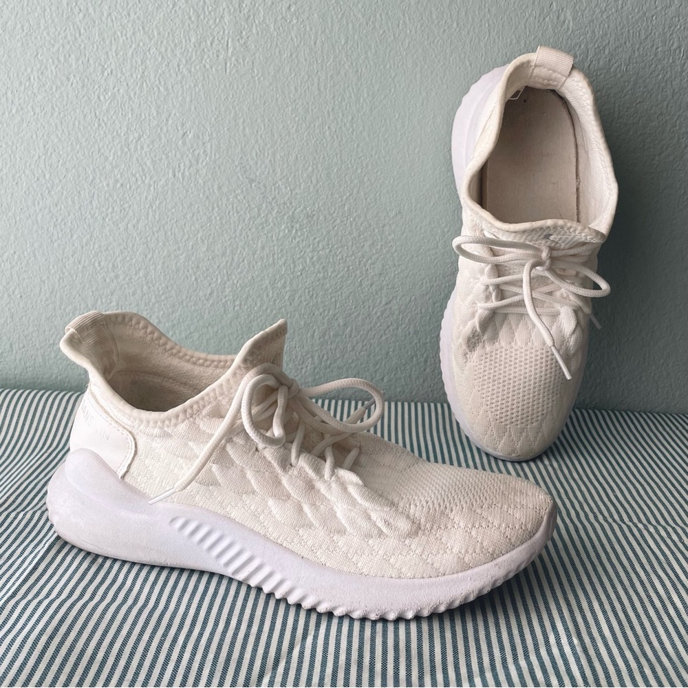 Danskin | Everlasting White Textured Breathable Athleisure Sneakers